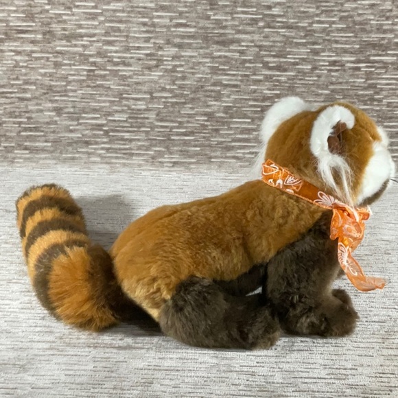 Realistic Red Panda Plush Semo 10" - Picture 3 of 9